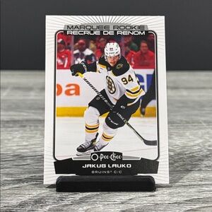 NHL | O-Pee-Chee Hockey (Marquee Rookie) #577: Boston Bruins: Jakub Lauko - Card